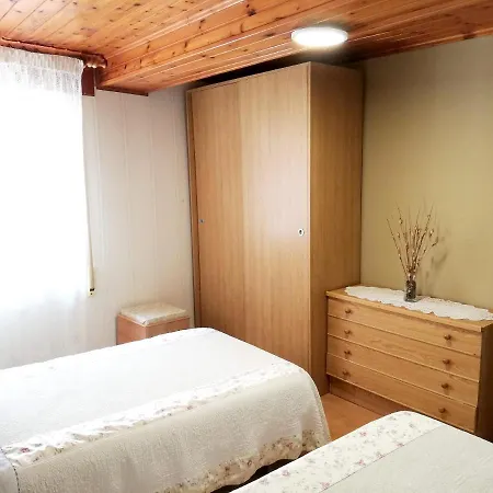 House With 4 Bedrooms In Rinlo With Wonderful Sea View 6 Km From The Beach * Ribadeo