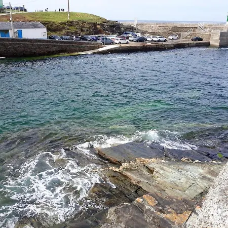 House With 4 Bedrooms In Rinlo With Wonderful Sea View 6 Km From The Beach * Ribadeo