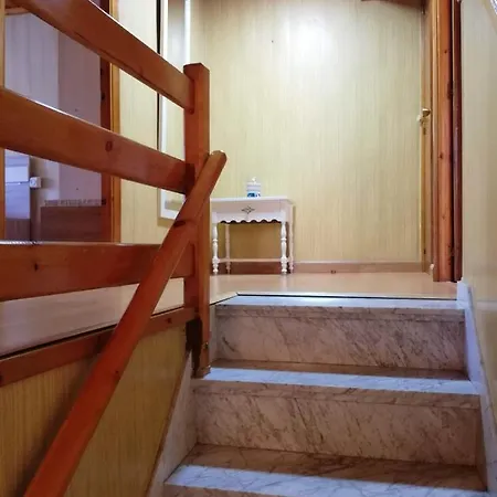 Casa vacanze House With 4 Bedrooms In Rinlo With Wonderful Sea View 6 Km From The Beach